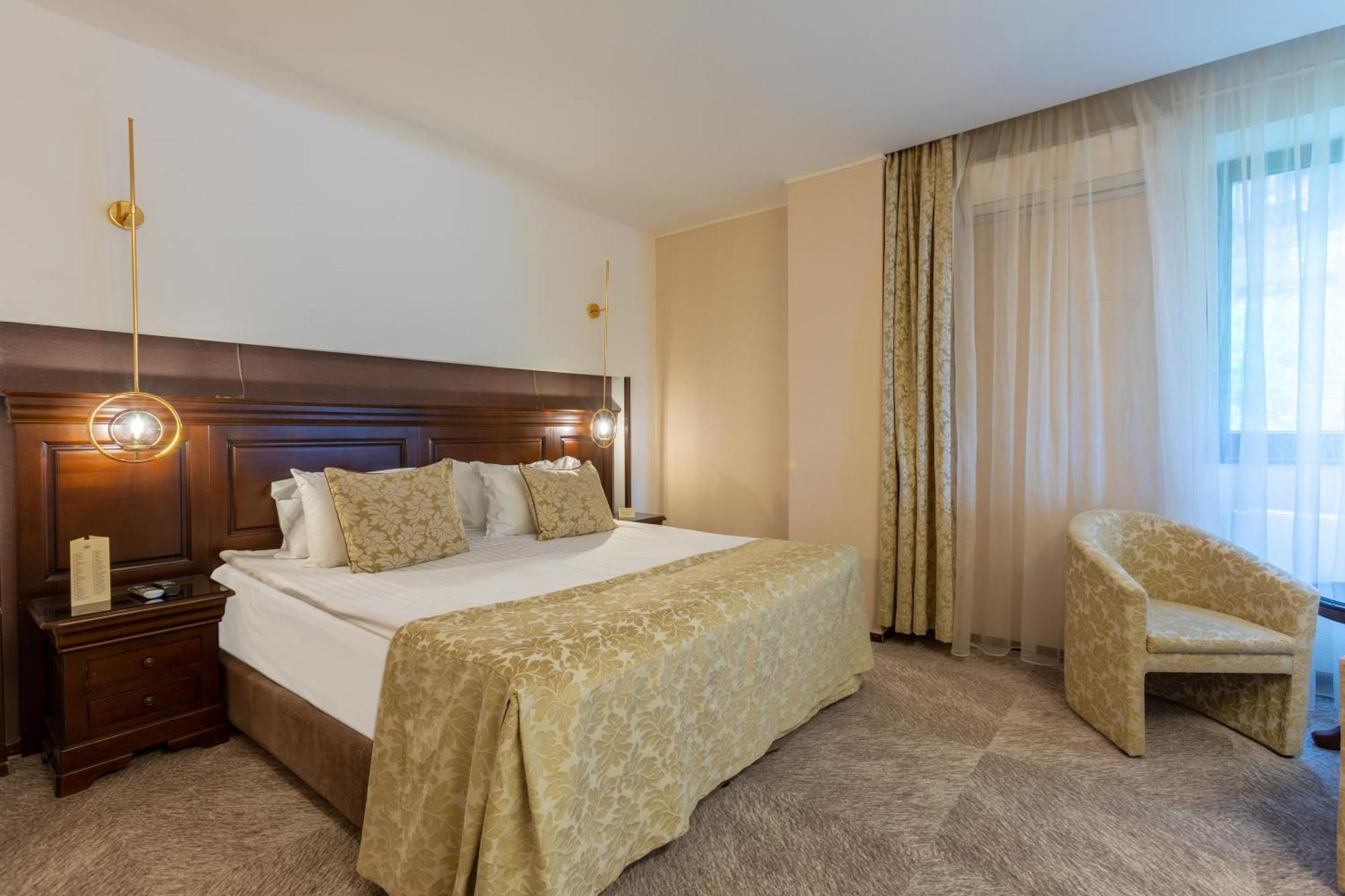 Two-Bedroom Superior Floor Apartment